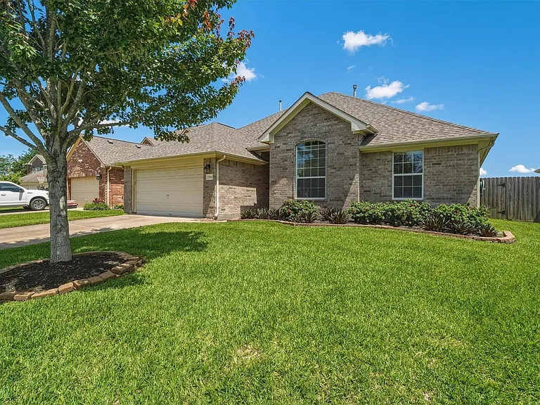 2506 Barton Springs St — Photo 25