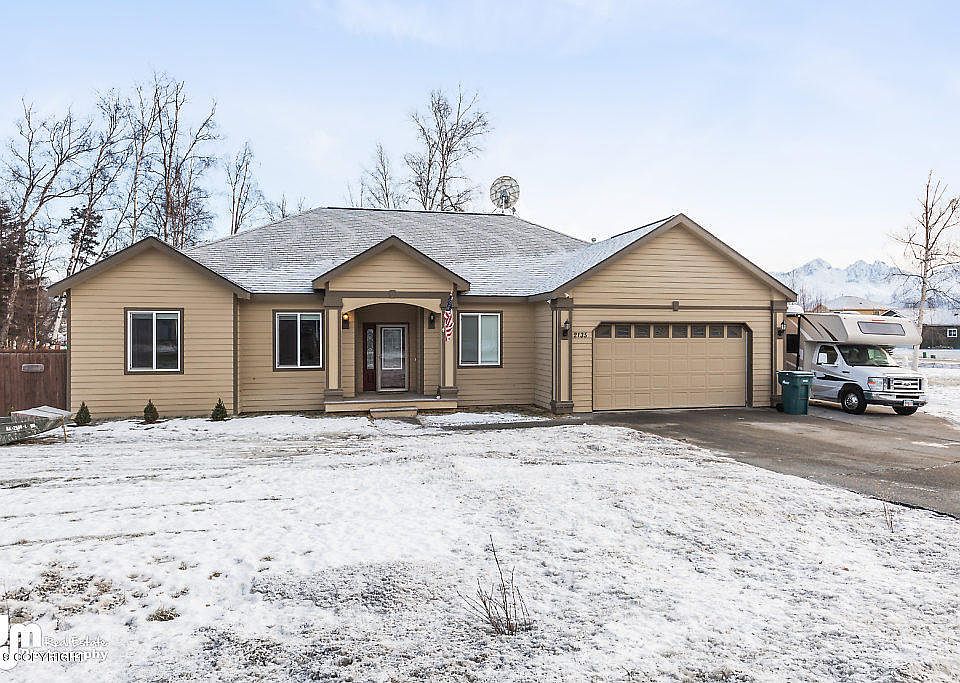 1st image of 2135 S Paddock Dr