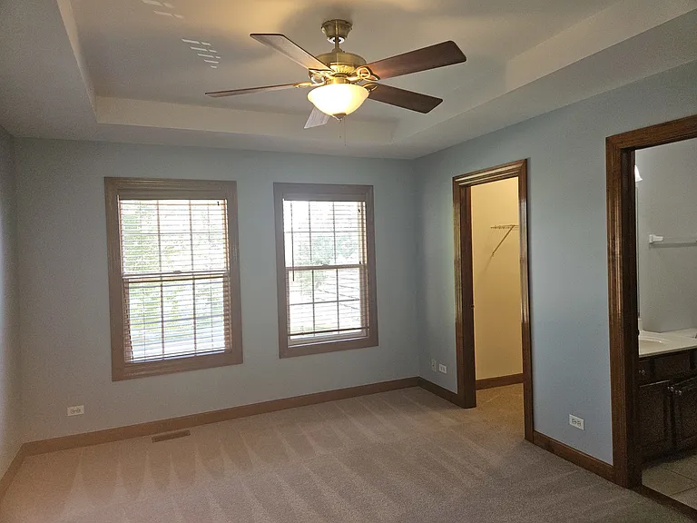 733 Woodbury Ct — Photo 18