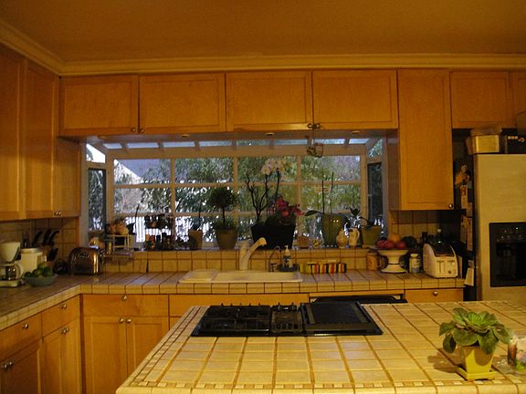 2nd image of 588 N Arden Blvd