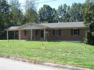 314 Temple Trace Rd, Glasgow, KY 42141