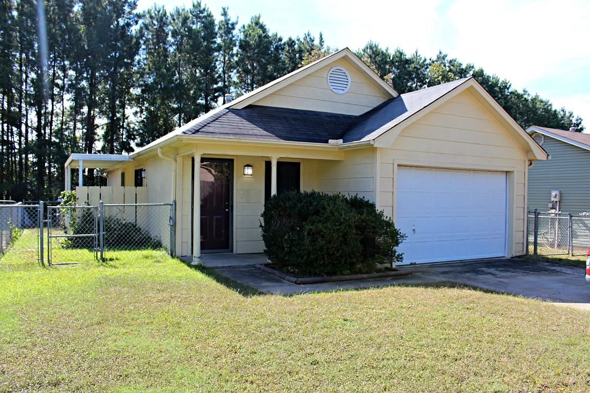 814 E 23rd St, Russellville, AR 72802 Zillow