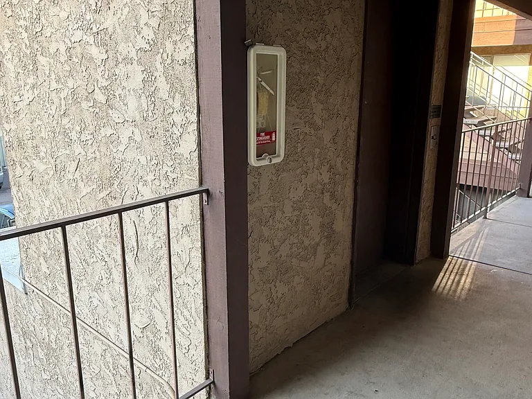 4240 Menlo Ave #12 — Photo 25