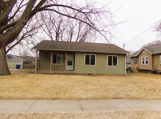 2125 44th St, Moline, IL 61265