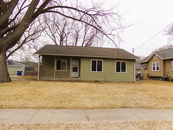 2125 44th St, Moline, IL 61265