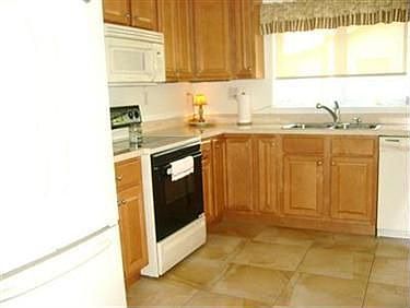 4th image of 2662 Poland Village Blvd