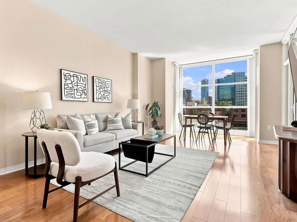 530 K St Unit 517, San Diego, CA 92101