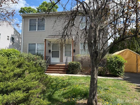 706 Drake Ave, Middlesex, NJ 08846