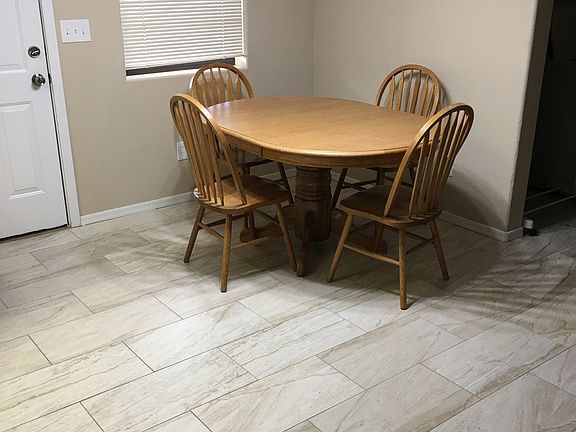 Dining area 2