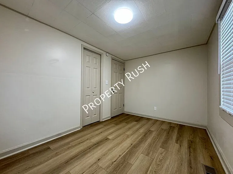 975 Beason Dr — Photo 13