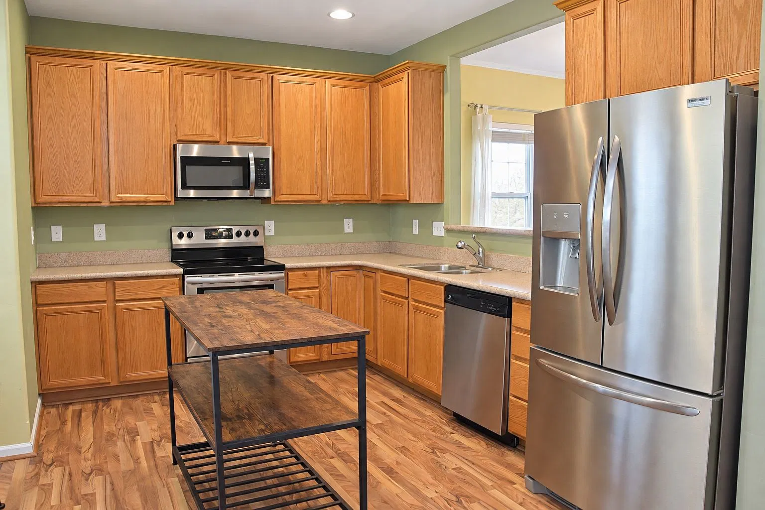 3-Bedroom, 2-Bath Home in Trotters Run | $2,000/Month — Photo 3