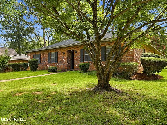 2nd image of 5406 Suffolk Dr