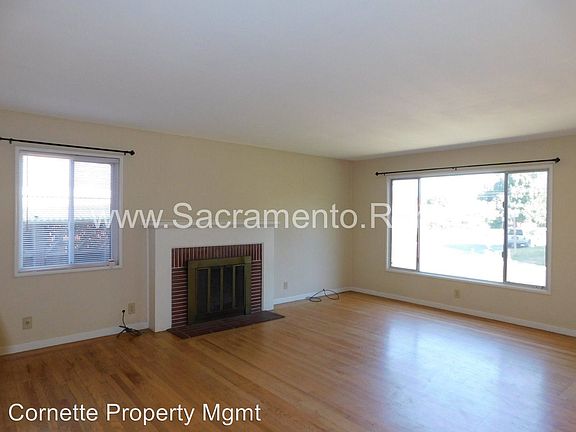 3rd image of 2440 Michelle Dr