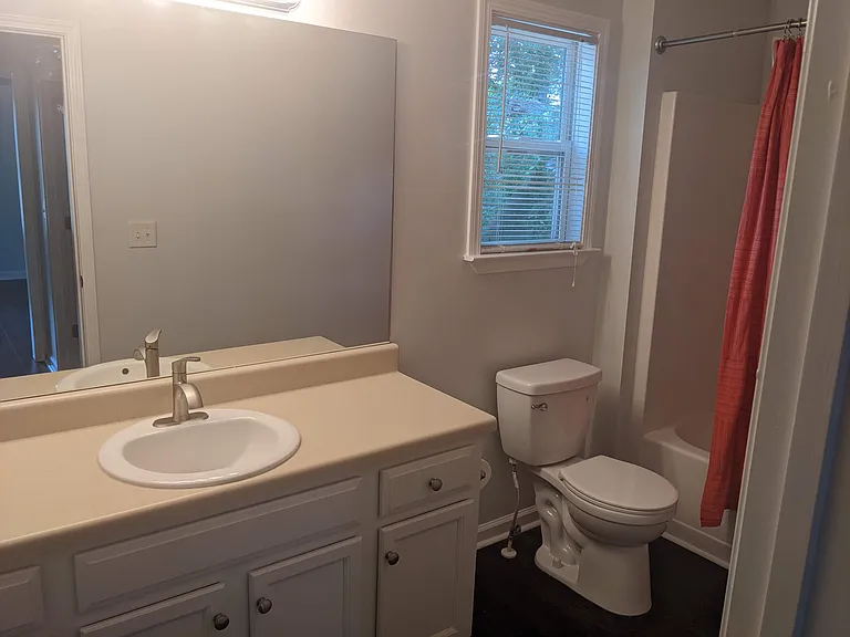 924 Smith St SW — Photo 34
