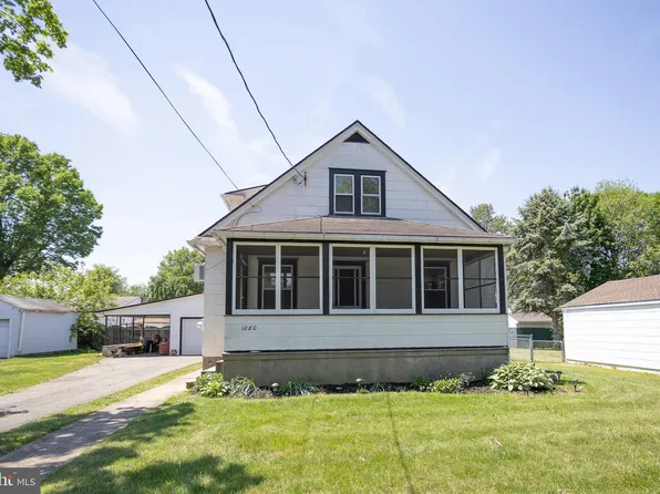 1080 Buttonwood Ave, Bensalem, PA 19020