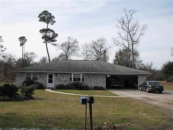 2nd image of 2750 Johnnie St