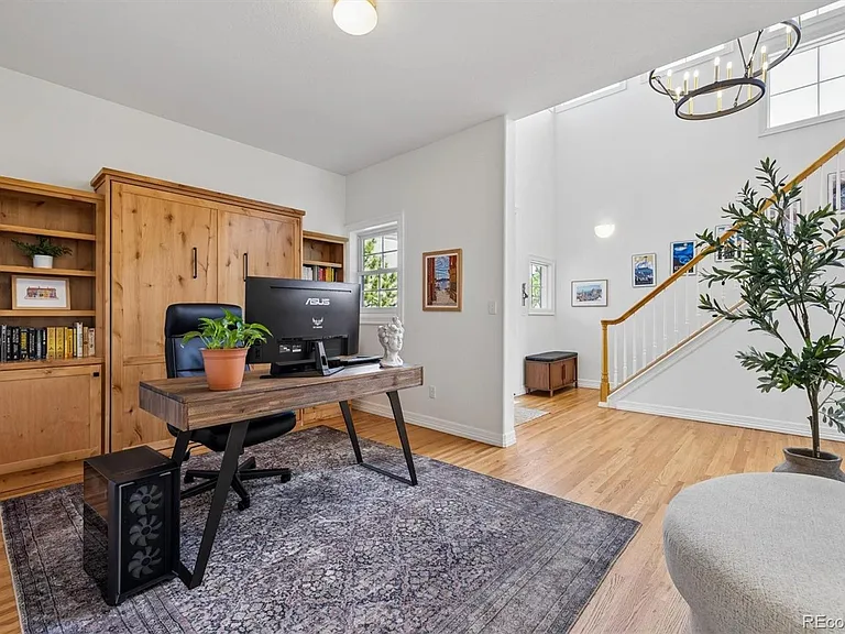 561 Ridgeside Dr — Photo 25