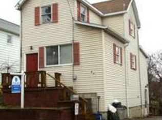 649 Wood St, California, PA 15419