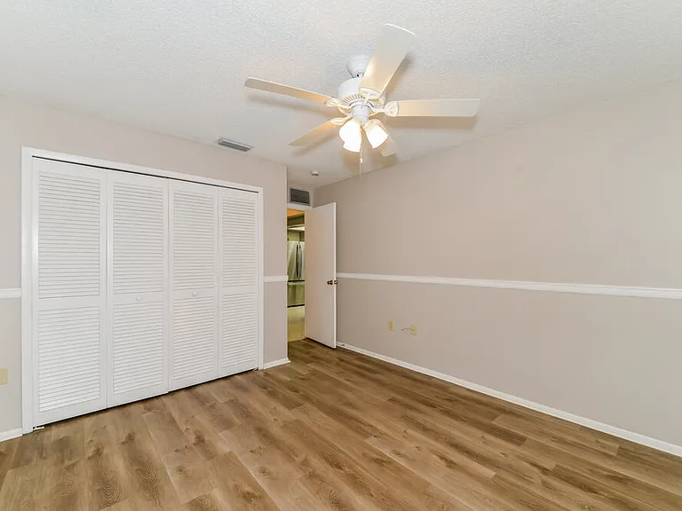 5453 Colonial Oaks Blvd — Photo 12