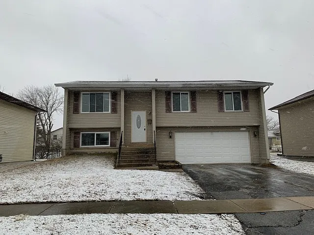 3414 Montmarte Ave photo 1