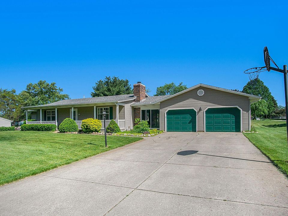 1st image of 21801 Sandybrook Dr