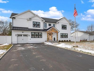 2180 Feuereisen Avenue, Ronkonkoma, NY, 11779