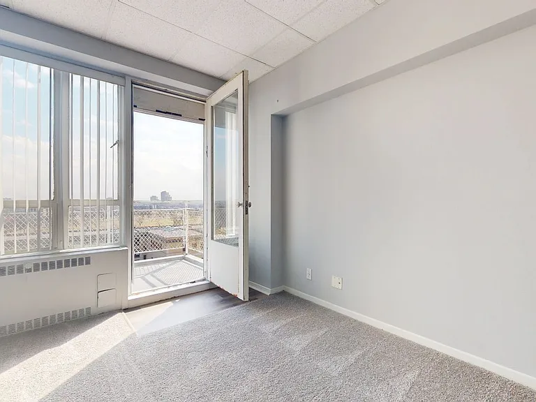 Dining/Living room