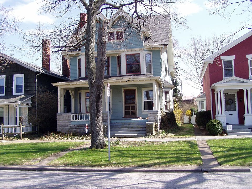 1st image of 316 E Washington St