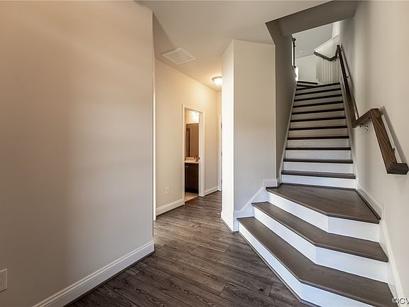 4th image of 4304 Dominion Forest Cir