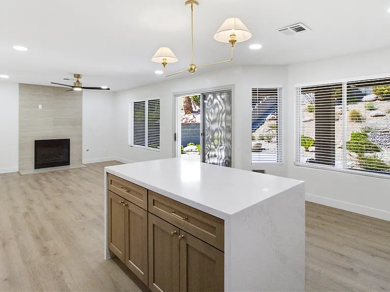 2137 Crestline Falls Pl — Photo 8