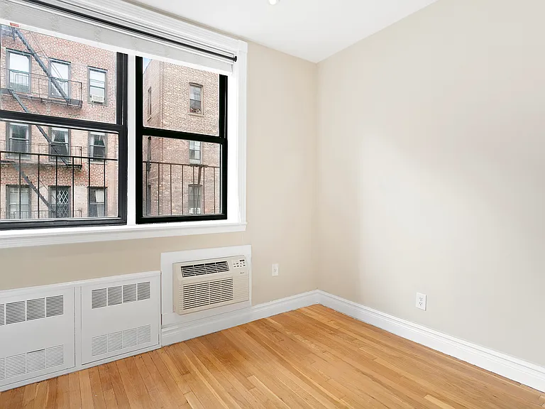 336 E 81st St #4B — Photo 1