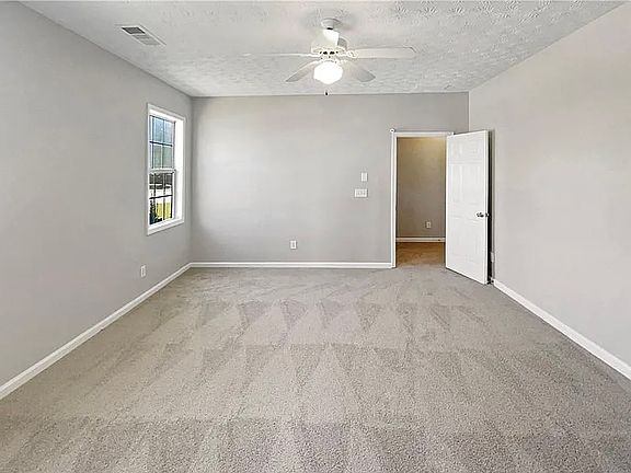4th image of 2813 Adobe Dr