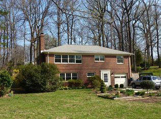 3153 Siron St, Falls Church, VA 22042