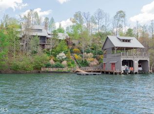 110 Hurston Ln, Clarkesville, GA 30523