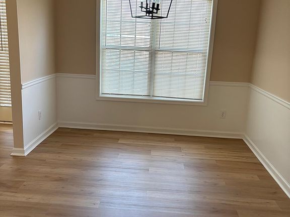4th image of 3828 Summer Leigh Ct