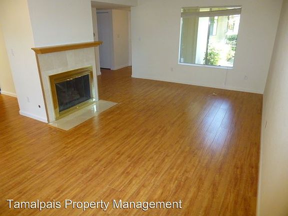 3rd image of 21 Salvatore Dr