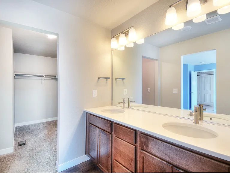10478 Luneth Dr — Photo 29