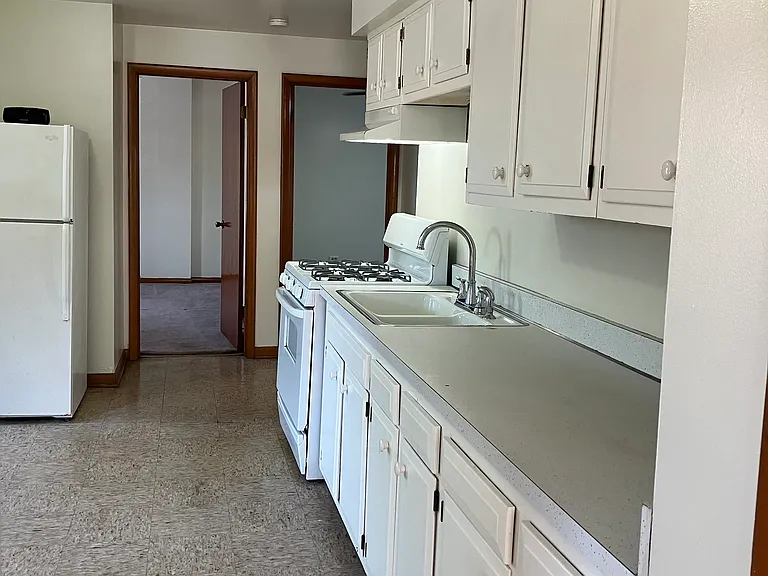 2347 S Oakley Ave #2 — Photo 15