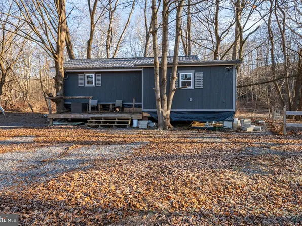 448 Creek Ln, Lenhartsville, PA 19534