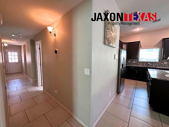 5th image of 12489 Chamberlain Dr