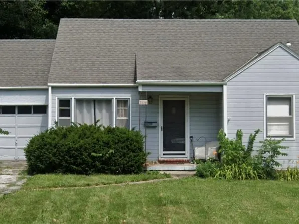 7419 Lamar Ave, Overland Park, KS 66204