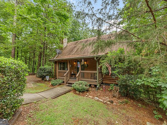 5th image of 149 Mountain Springs Rd
