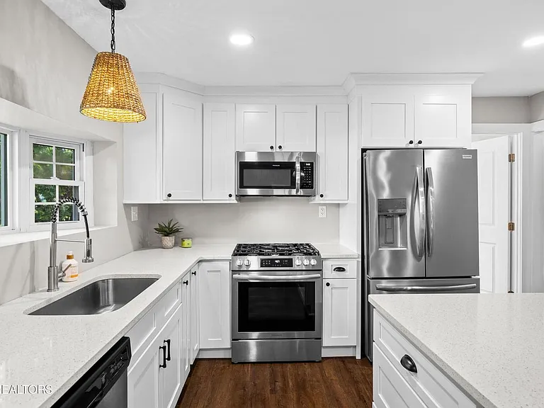 2805 Mint Rd — Photo 7