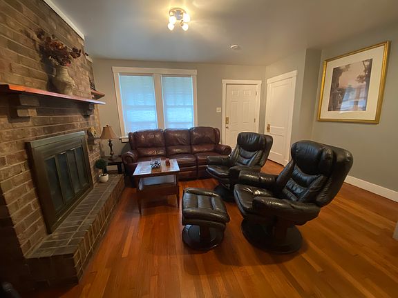 3rd image of 521 S Trenton Ave