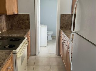 2066 NE 170th St #2066, Miami, FL 33162
