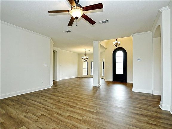 4th image of 505 Vista View Trail