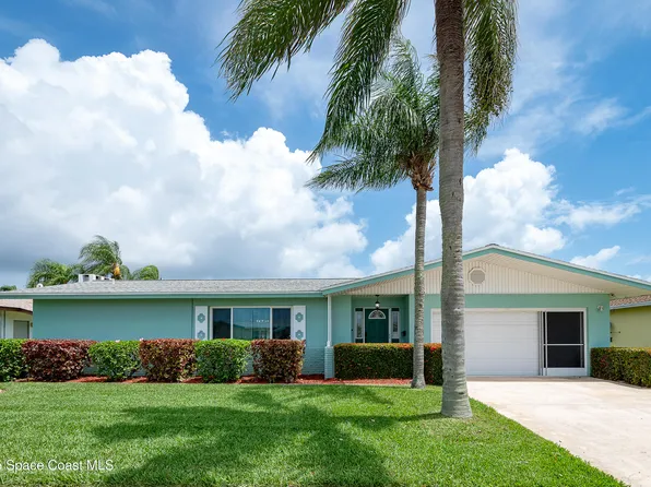 1290 Island Dr, Merritt Island, FL 32952