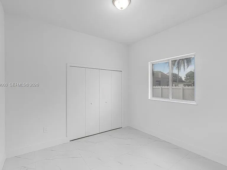 2419 NW 97th St — Photo 10