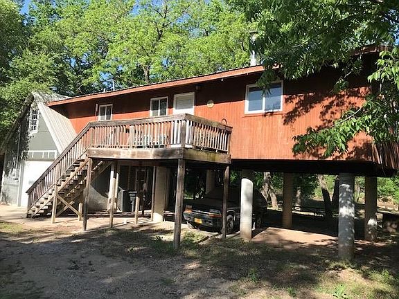 2nd image of 917 N Timber Rd