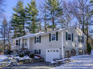 66 Old Stage Rd, Chelmsford, MA 01824